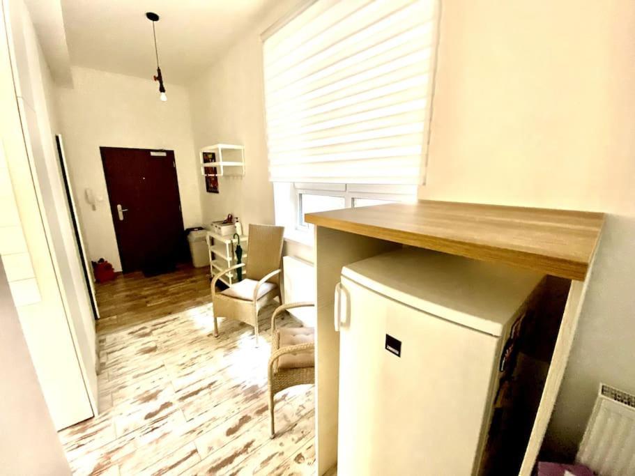 Residence Park Lovely Apartman With Private Parking Kysucke Nove Mesto Экстерьер фото