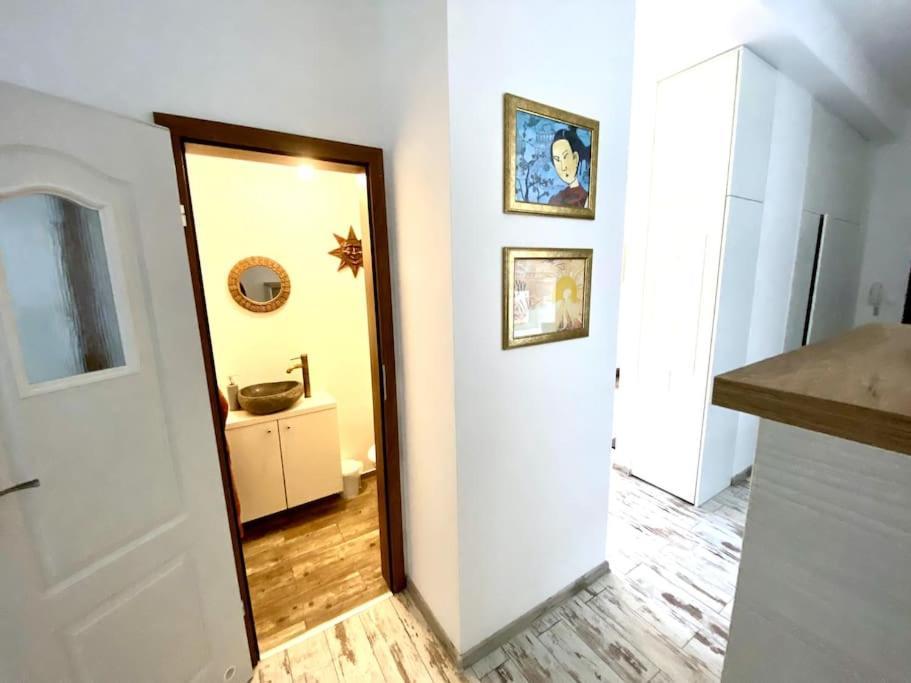 Residence Park Lovely Apartman With Private Parking Kysucke Nove Mesto Экстерьер фото