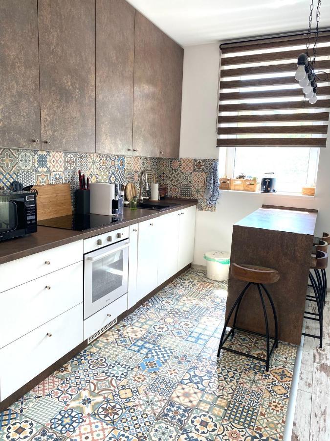 Residence Park Lovely Apartman With Private Parking Kysucke Nove Mesto Экстерьер фото